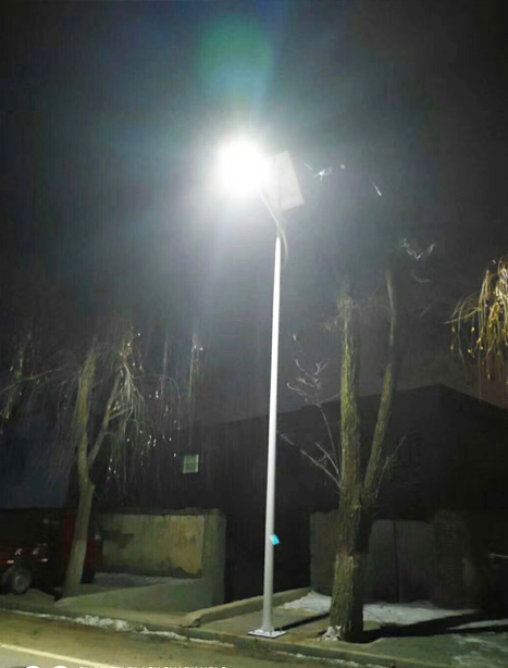 积石山县齐干却勒街道太阳能路灯项目