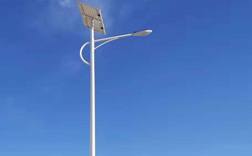 均匀度0.4与0.6差距多大？齐干却勒街道太阳能路灯配光指南